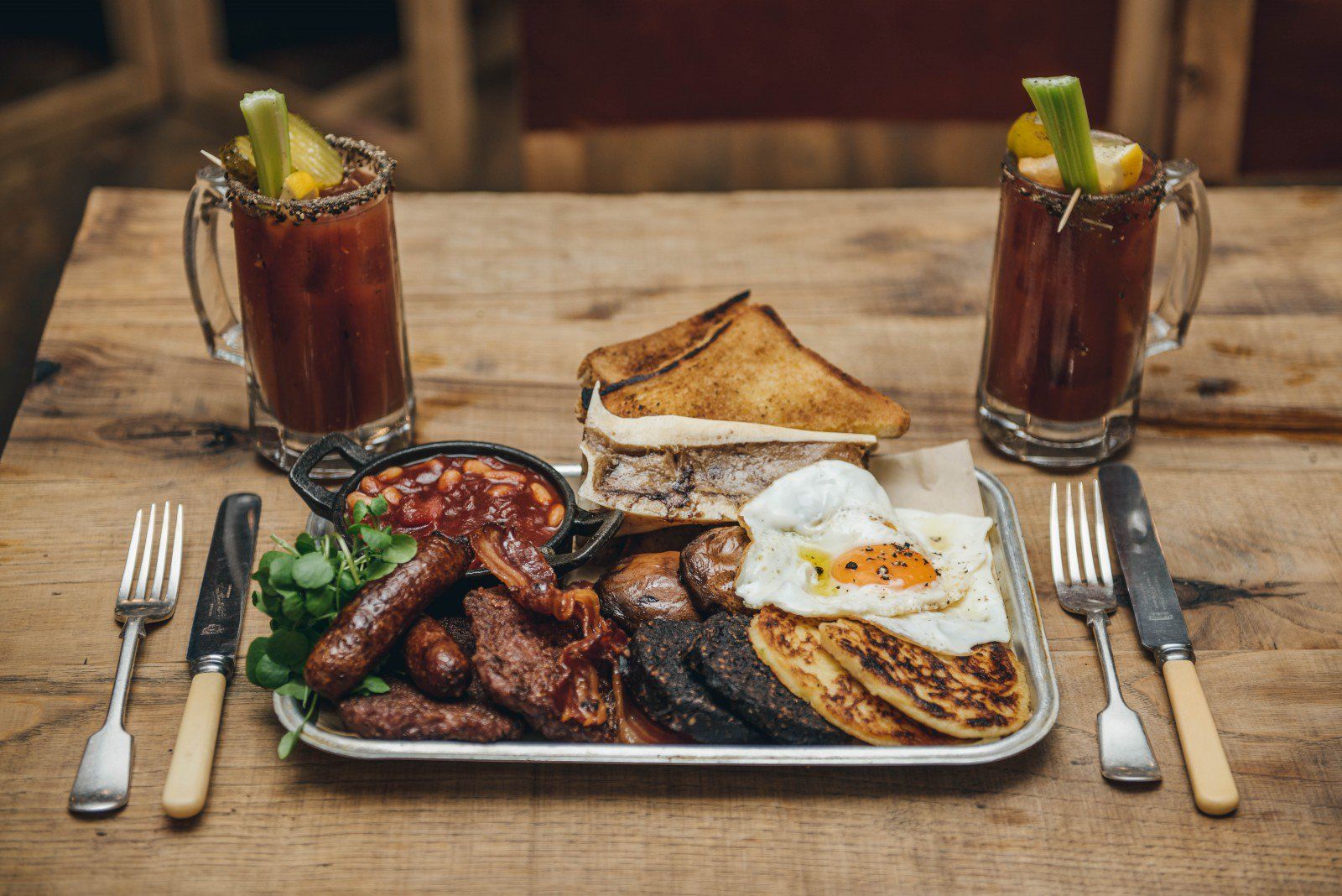 big-jims-full-scottish-sharin-breakfast-bloody-marys-mac-and-wild